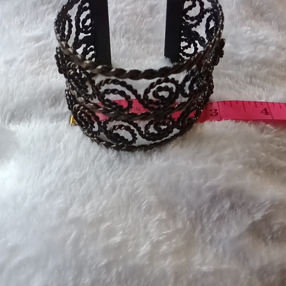 315. SWIRLY BRACELET BANGLE METAL GORGEOUS - Picture 6 of 6